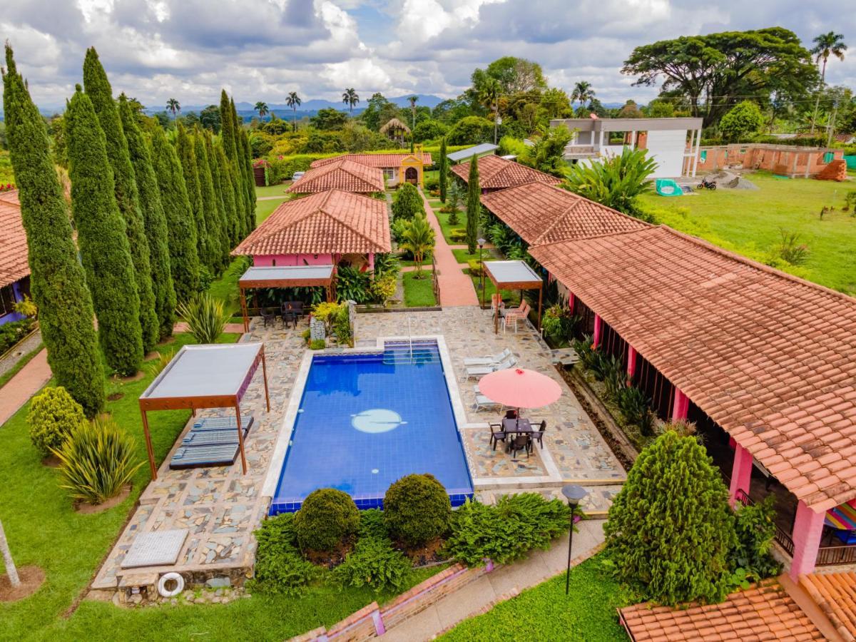 Hotel Campestre Solar De La Luna Albania  Buitenkant foto
