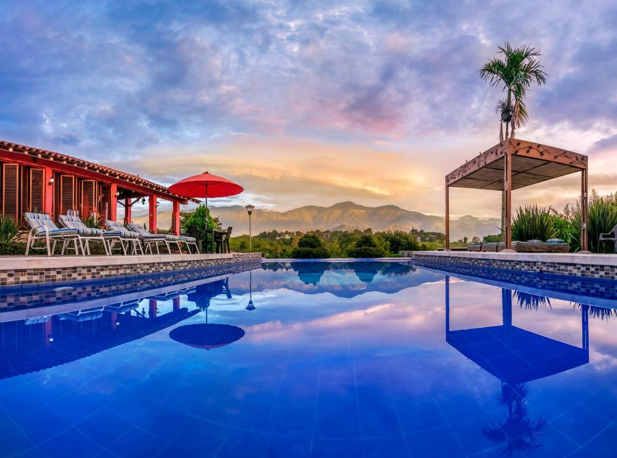 Hotel Campestre Solar De La Luna Albania  Buitenkant foto