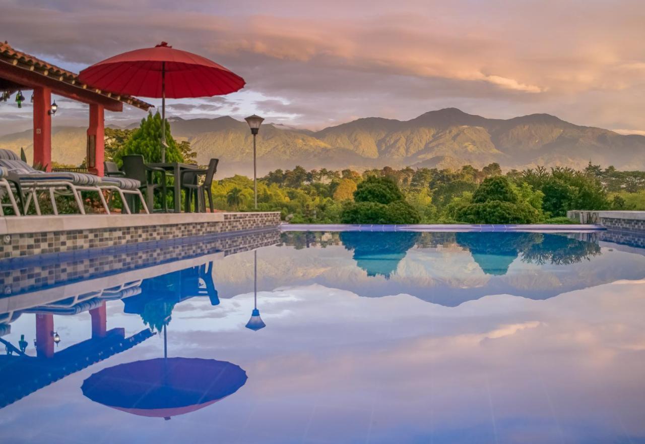 Hotel Campestre Solar De La Luna Albania  Buitenkant foto